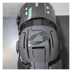 EVS RS9 Knee Brace Right / MD [Blemished - Very Good] -Highway 21 shop evsrs9 knee brace right md blemished very good 2