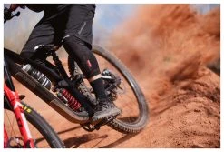 Fasthouse Hooper MTB Knee Pads -Highway 21 shop fasthouse hooper mtb knee pads black 3