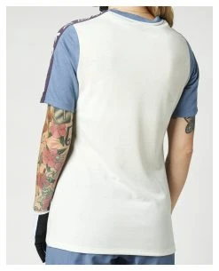 Fox Racing Ranger Dri Release Short Sleeve Women's MTB Jersey -Highway 21 shop fox racing ranger dri release womens short sleeve mtb jersey cool grey 1