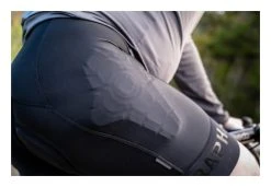 G-FORM Detachable Hip Protectors -Highway 21 shop gform detachable hip protectors 2