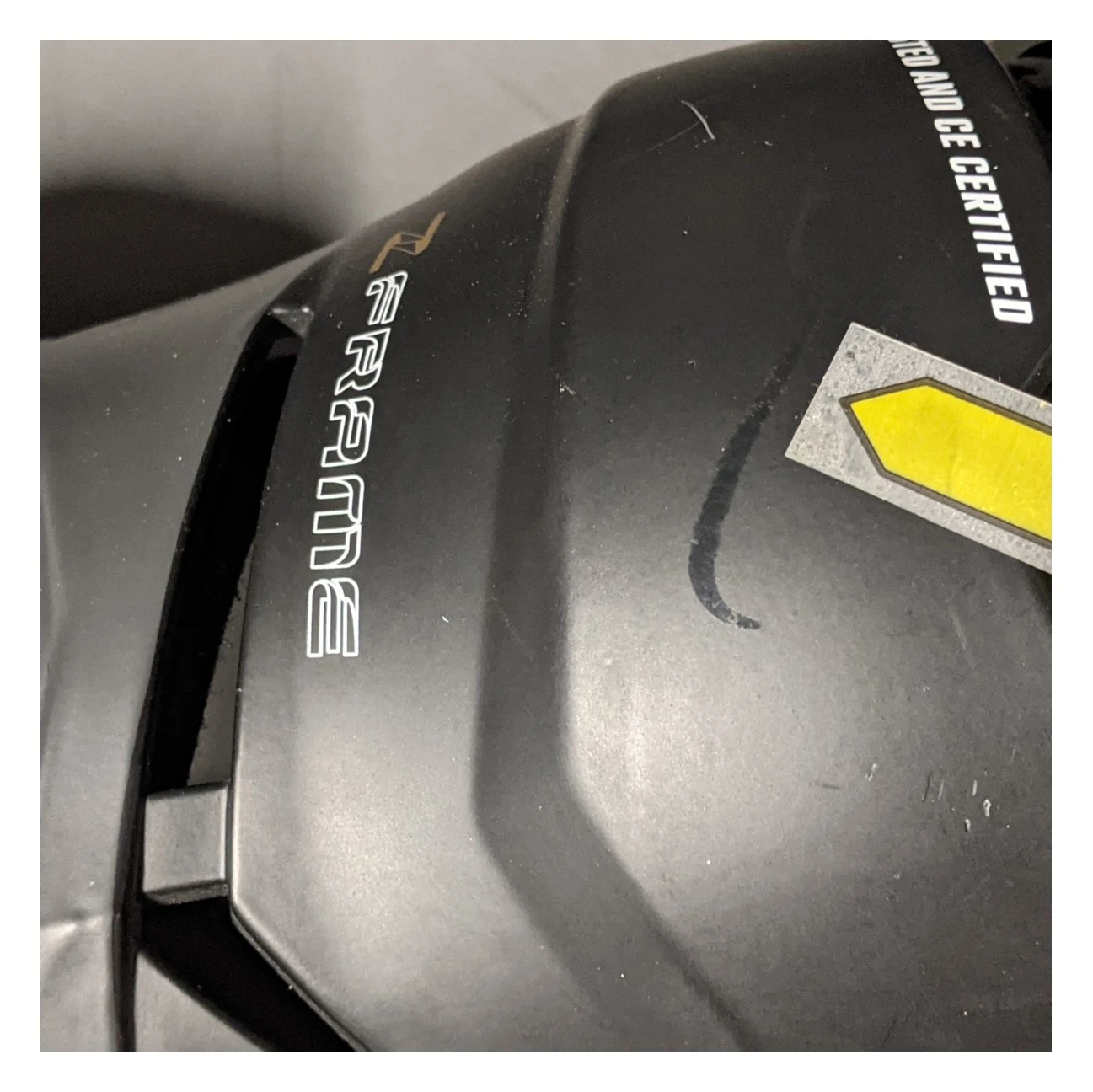 Leatt Z-Frame Knee Braces Black / MD [Blemished - Very Good] - Image 7